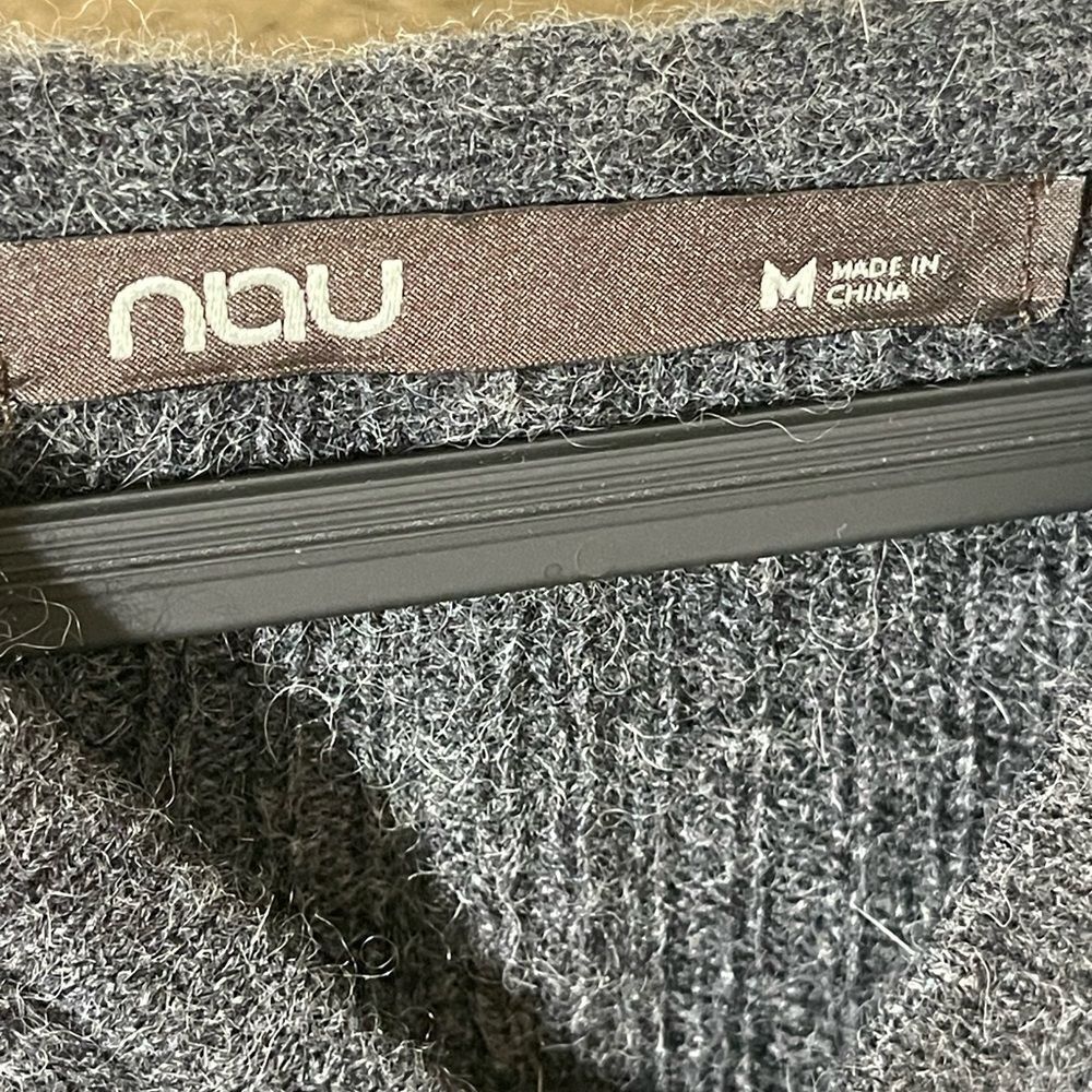 Sold  - Picture 3 of 6